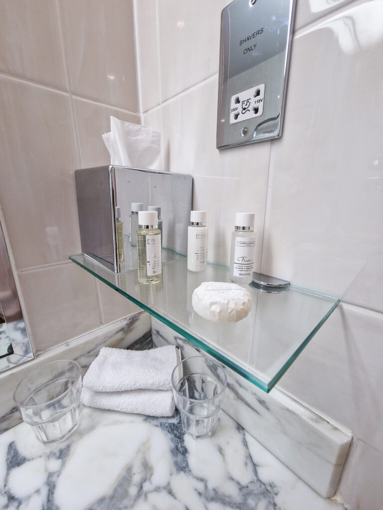 Complimentary toiletries at Kettering spa hotel room bathroom