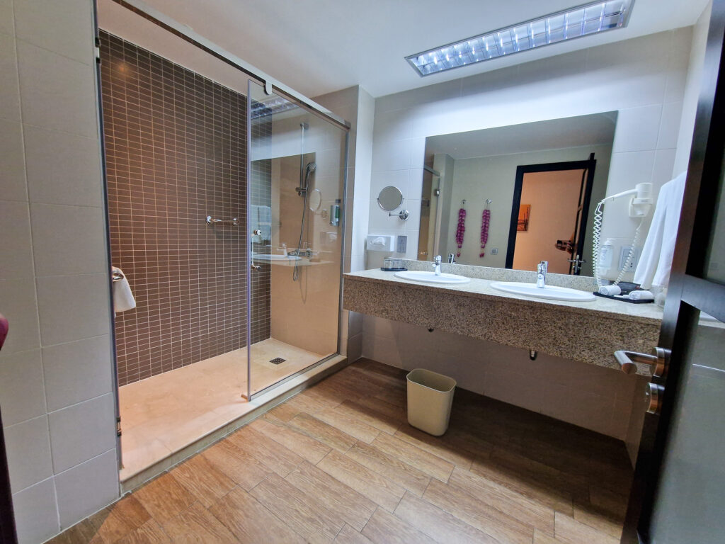 his and hers double sinks and large shower in the riu hotel sri lanka